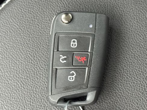 Used 2025 Volkswagen Jetta S FWD image 34