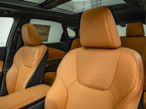 New 2026 Lexus RX 350 AWD/4WD image 32
