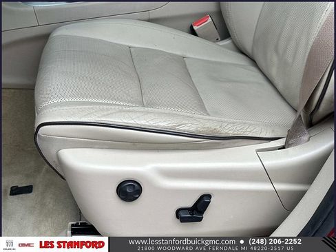 Used 2014 Jeep Grand Cherokee Overland AWD/4WD image 19