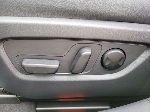 Certified 2024 MAZDA CX-50 2.5 Turbo w/ Premium Plus Pkg image 19