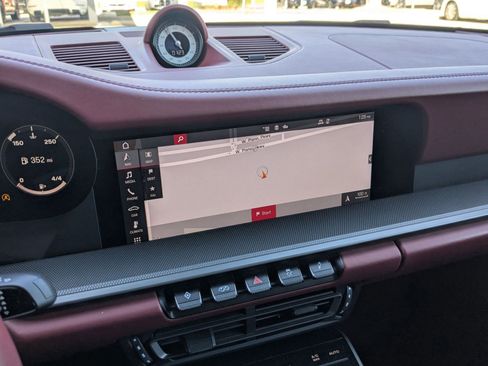 Used 2021 Porsche 911 Carrera S image 19