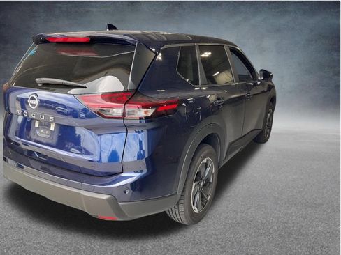 Used 2025 Nissan Rogue SV FWD image 7