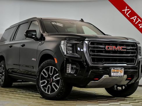Used 2022 GMC Yukon XL AT4 AWD/4WD image 1