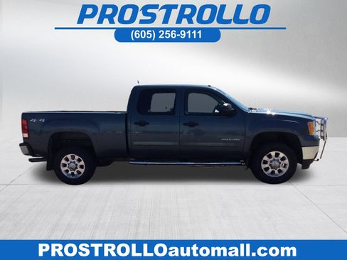 Used 2012 GMC Sierra 2500 SLE w/ Convenience Package AWD/4WD image 1