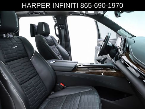 Used 2023 Cadillac Escalade Sport Platinum w/ Heavy-Duty Trailer Package AWD/4WD image 76