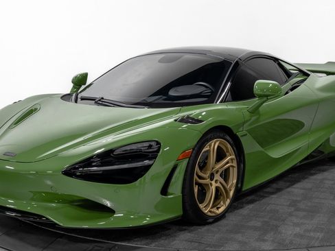 Used 2025 McLaren 750S Spider image 16