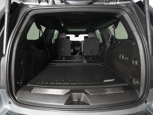 Used 2026 GMC Yukon XL AT4 Ultimate w/ LPO, Floor Liner Package AWD/4WD image 14