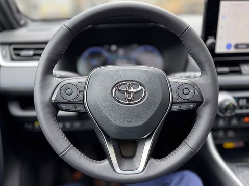 Used 2024 Toyota RAV4 XSE w/ Advanced Technology Package image 7