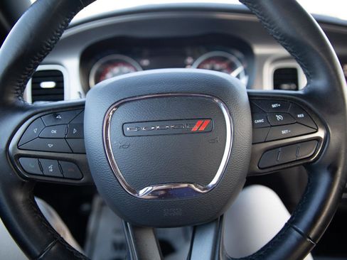 Used 2023 Dodge Charger SXT image 11