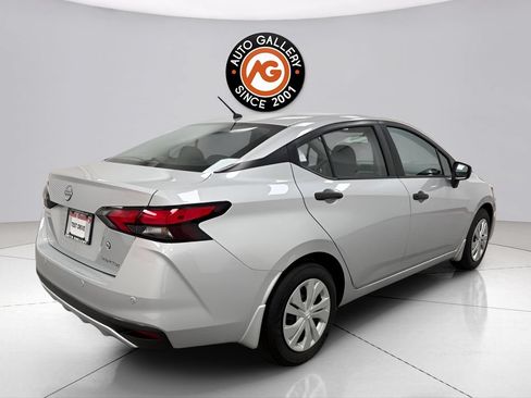 Used 2024 Nissan Versa S w/ Trunk Package FWD image 3