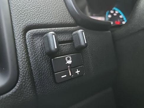 Used 2019 Chevrolet Colorado ZR2 image 57