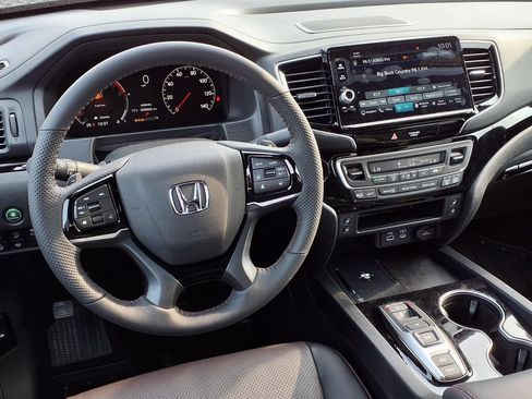 New 2026 Honda Ridgeline Black Edition image 12