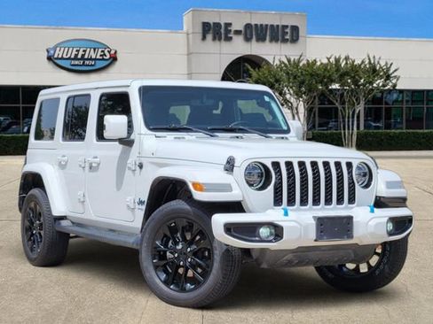 Used 2021 Jeep Wrangler Unlimited Sahara AWD/4WD image 1