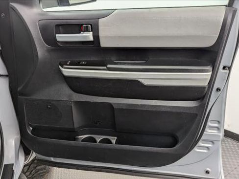 Used 2020 Toyota Tundra Limited w/ Limited Premium Package image 18