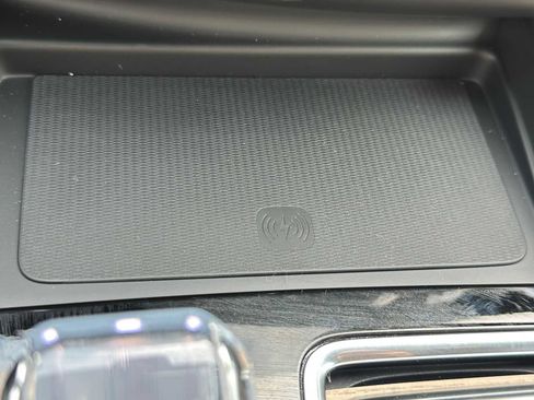 New 2026 Volvo XC60 B5 Plus w/ Protection Package Premier image 34