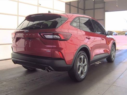 Used 2025 Ford Escape ST-Line w/ Equipment Group 301A image 3