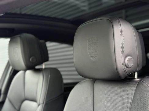 New 2026 Porsche Macan image 26