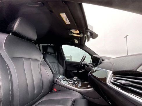 Used 2022 BMW X5 xDrive40i w/ Luxury Seating Package image 27