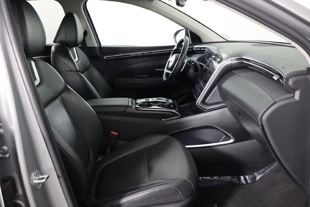 Used 2022 Hyundai Tucson Limited w/ Cargo Package AWD/4WD image 18