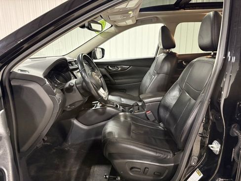 Used 2019 Nissan Rogue SL image 8