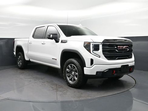 Used 2025 GMC Sierra 1500 AT4 AWD/4WD image 9