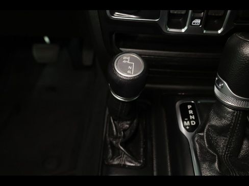 Used 2022 Jeep Wrangler Unlimited Sport image 12