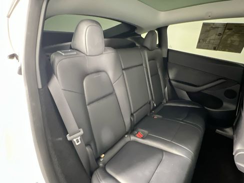 Used 2023 Tesla Model Y Performance image 30