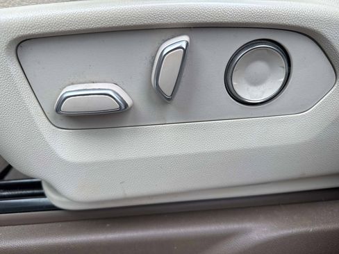 Used 2021 GMC Yukon Denali w/ Advanced Technology Package image 20