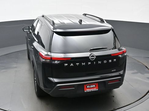 Used 2025 Nissan Pathfinder SV AWD/4WD image 42