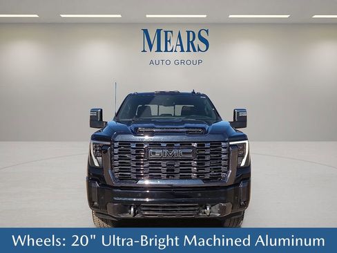 Used 2024 GMC Sierra 3500 Denali Ultimate image 9