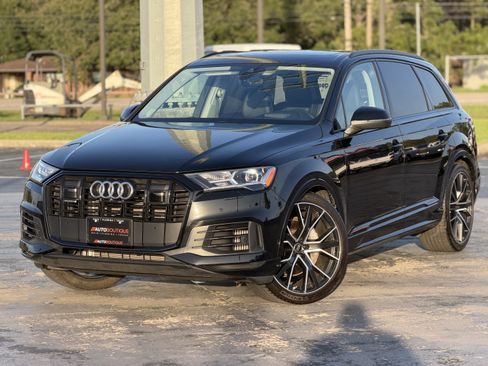 Used 2023 Audi Q7 3.0T Prestige w/ Prestige Package AWD/4WD image 13