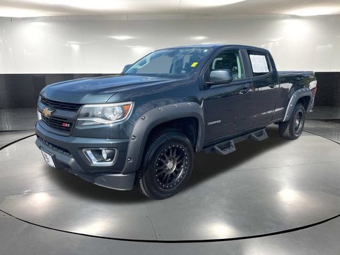 Used 2017 Chevrolet Colorado Z71 AWD/4WD image 3