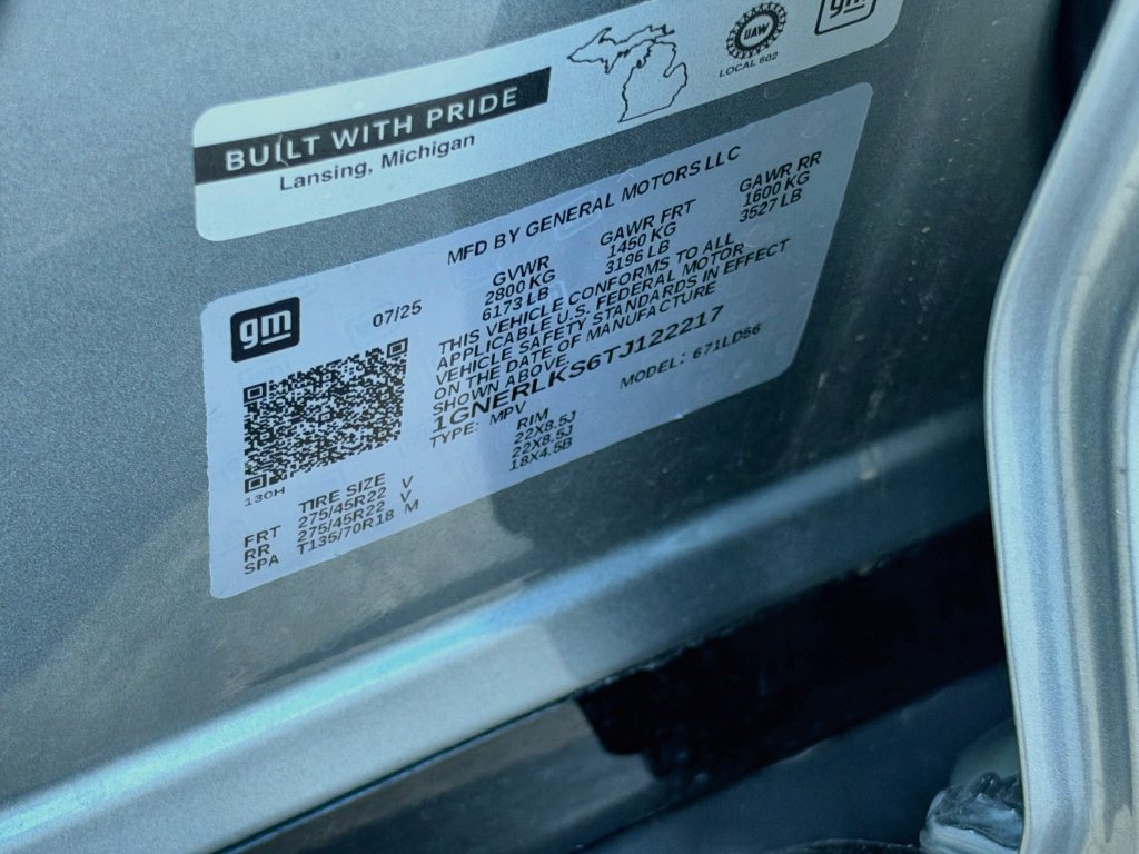 Used 2026 Chevrolet Traverse RS FWD image 34