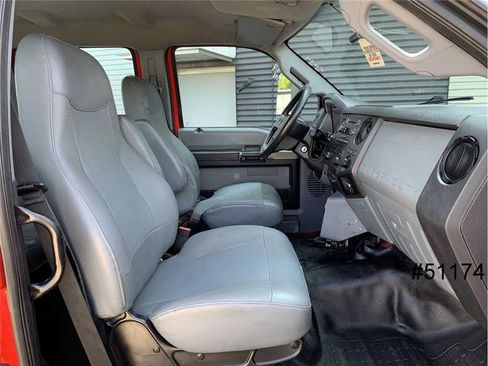 Used 2016 Ford F650 2WD Crew Cab Super Duty image 26