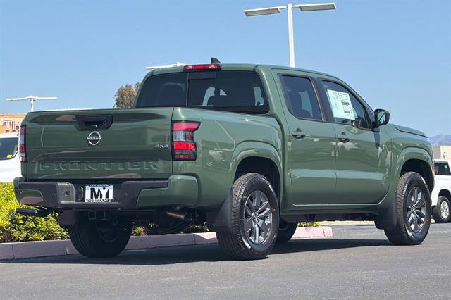 New 2026 Nissan Frontier SV w/ Tow Package AWD/4WD image 4