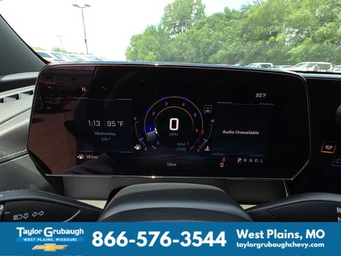 New 2026 Chevrolet Traverse LT w/ Sun and Wheel Package FWD image 16