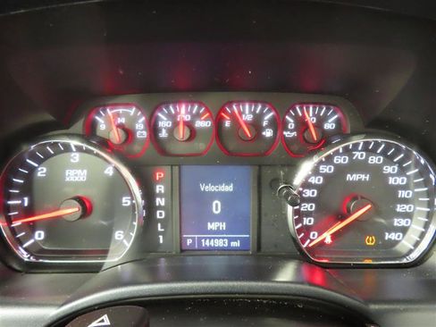 Used 2018 Chevrolet Silverado 2500 W/T RWD image 17