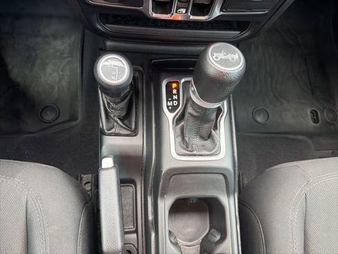 Used 2020 Jeep Wrangler Unlimited Sport AWD/4WD image 29