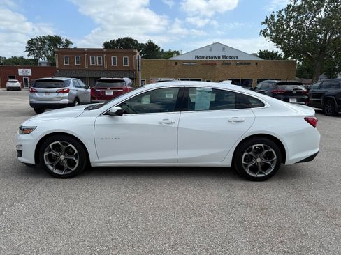 Used 2021 Chevrolet Malibu LT FWD image 8