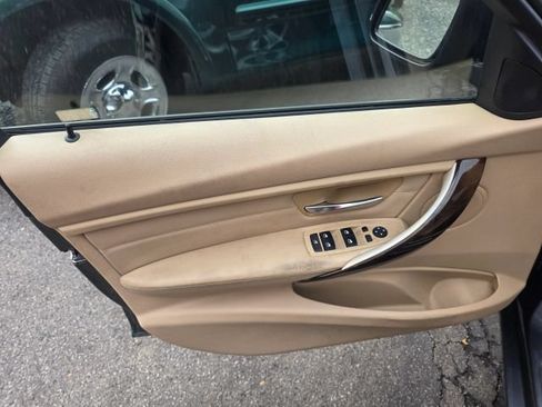 Used 2014 BMW 328i Sedan RWD image 21
