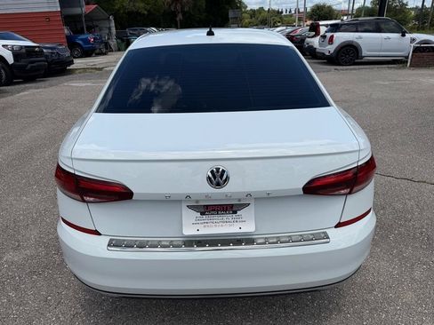 Used 2022 Volkswagen Passat 2.0T SE FWD image 6