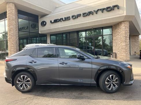 Used 2024 Lexus RZ 300e Premium w/ Accessory Package (Z1) image 2