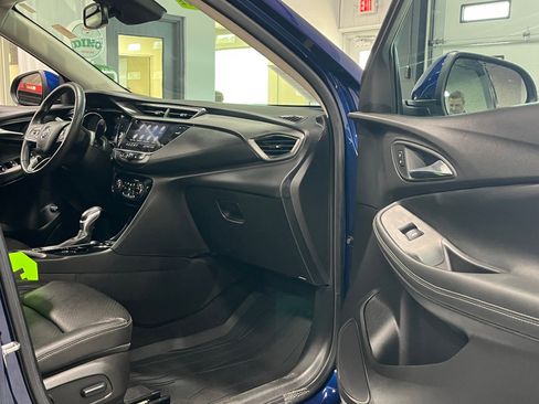 Certified 2023 Buick Encore GX Essence w/ Experience Buick Package image 9