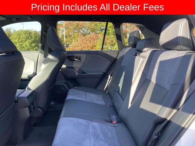Certified 2026 Toyota RAV4 XSE w/ Panoramic Sun Roof Package AWD/4WD image 17