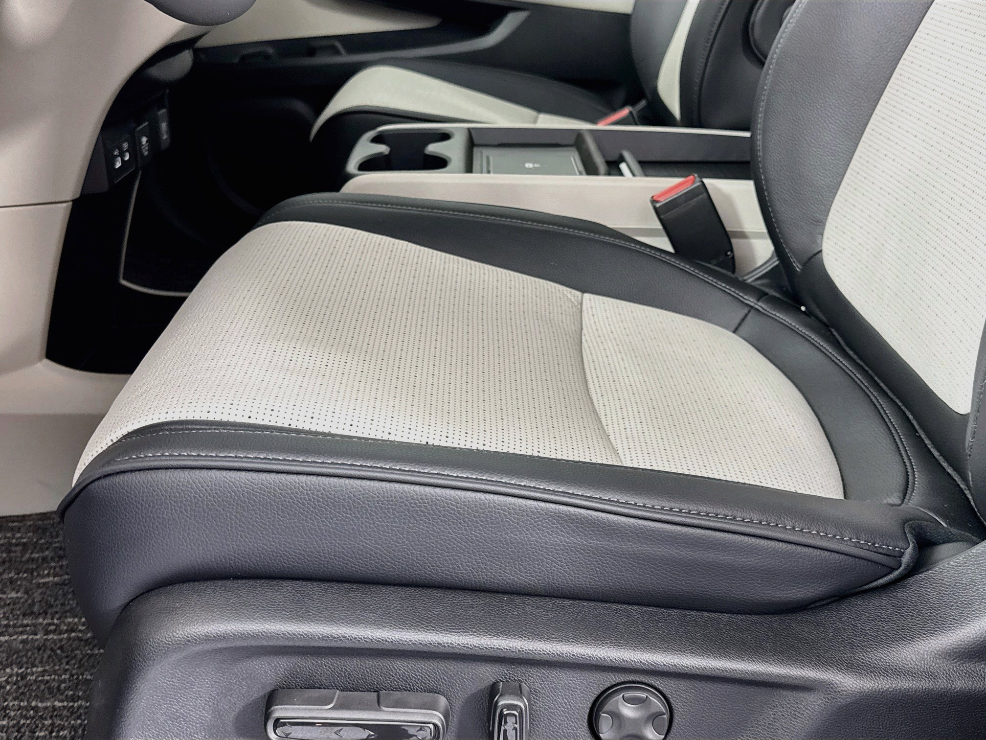 New 2027 Honda Odyssey Elite image 19