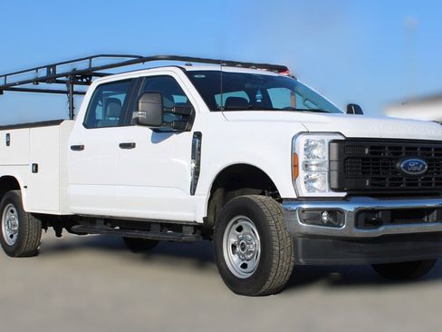 Used 2024 Ford F350 XL w/ Snow Plow Prep Package image 3