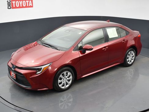 Used 2024 Toyota Corolla LE image 23