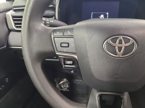 Used 2025 Toyota Camry LE FWD image 23