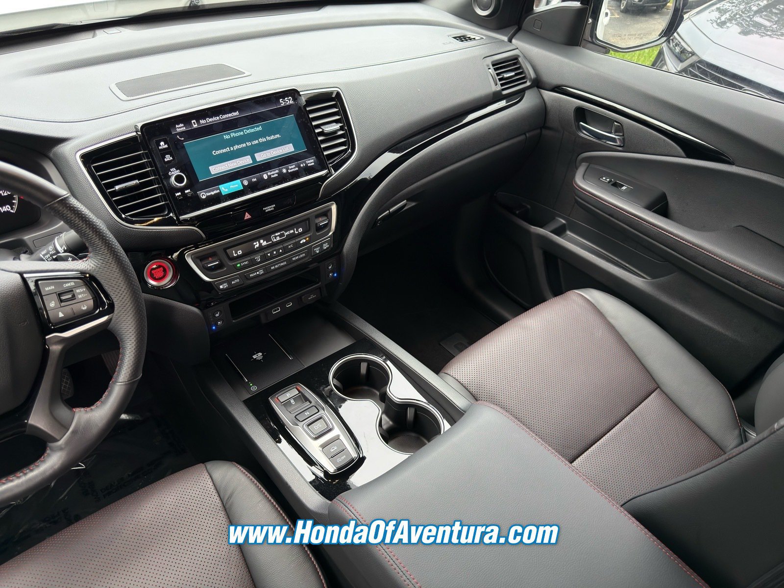 Certified 2025 Honda Ridgeline Black Edition image 17