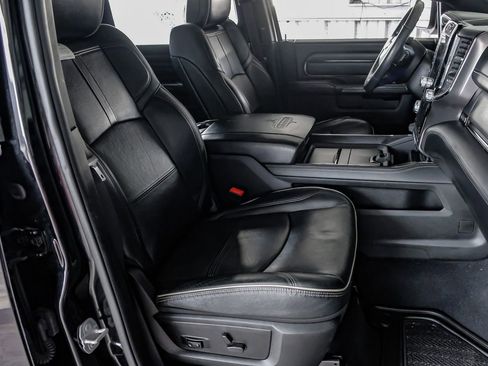 Used 2022 RAM 3500 Limited image 31